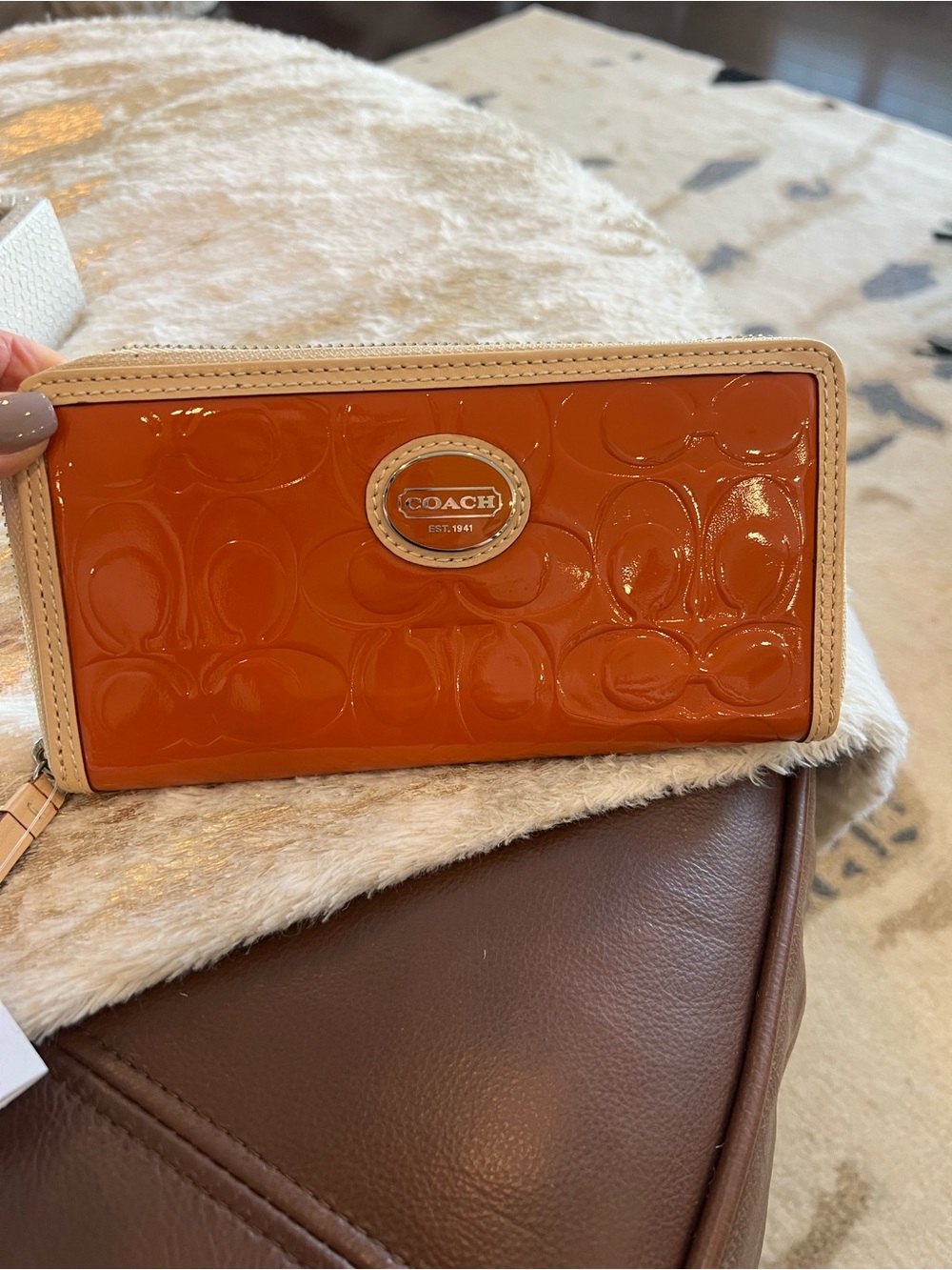NWT Signature Accordion Zip Around Wallet in Orange
